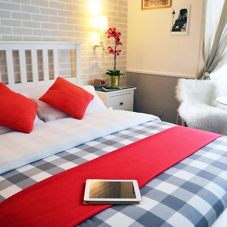 Moonlight Inn Guesthouse Rzym Zewnętrze zdjęcie