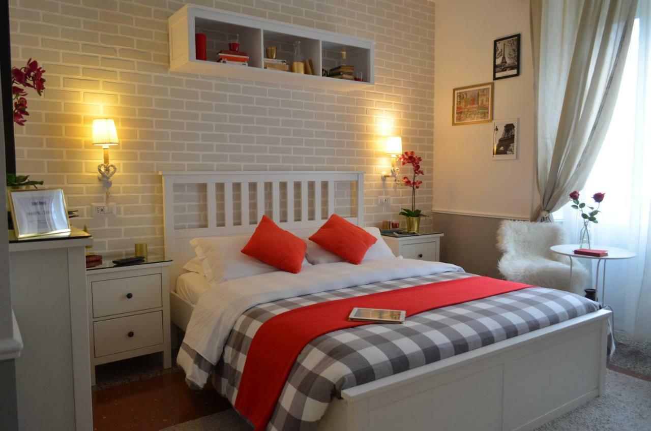 Moonlight Inn Guesthouse Rzym Zewnętrze zdjęcie