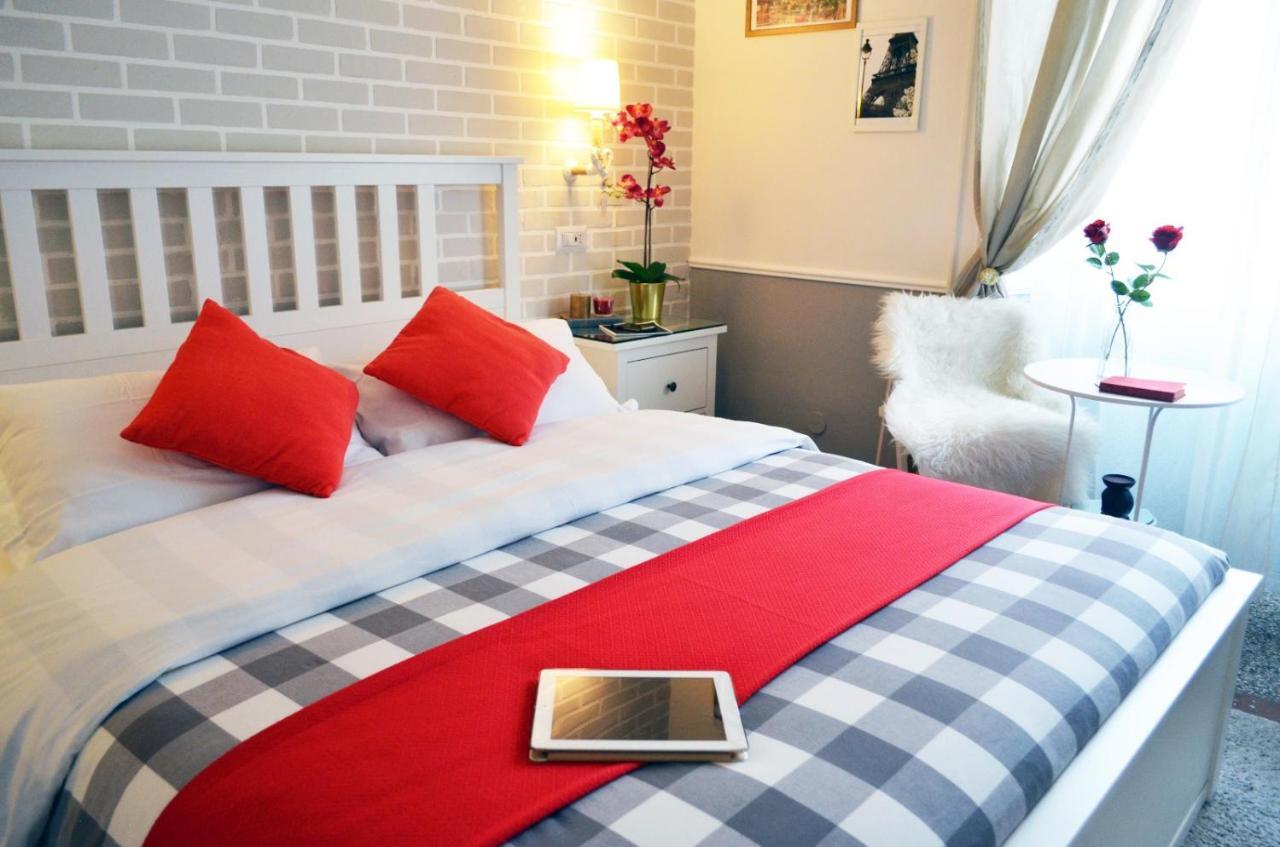 Moonlight Inn Guesthouse Rzym Zewnętrze zdjęcie